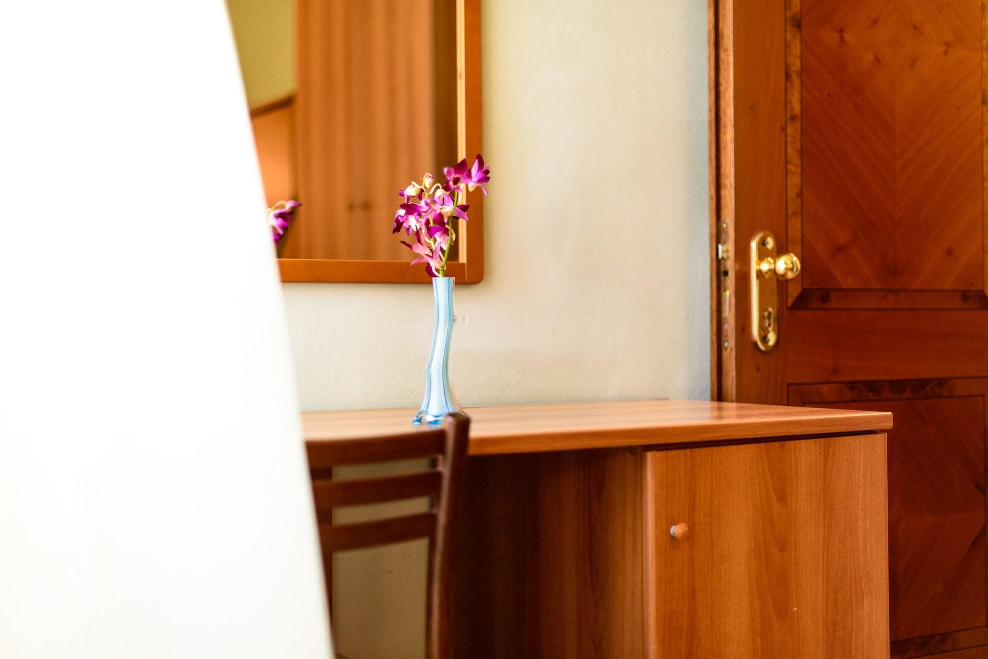 Hotel Villa Adriana Виареджо Екстериор снимка