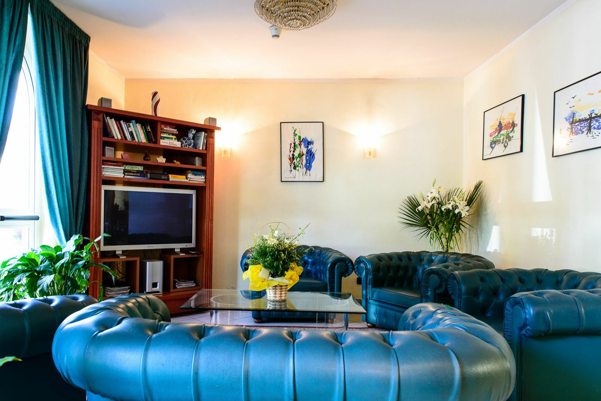 Hotel Villa Adriana Виареджо Екстериор снимка